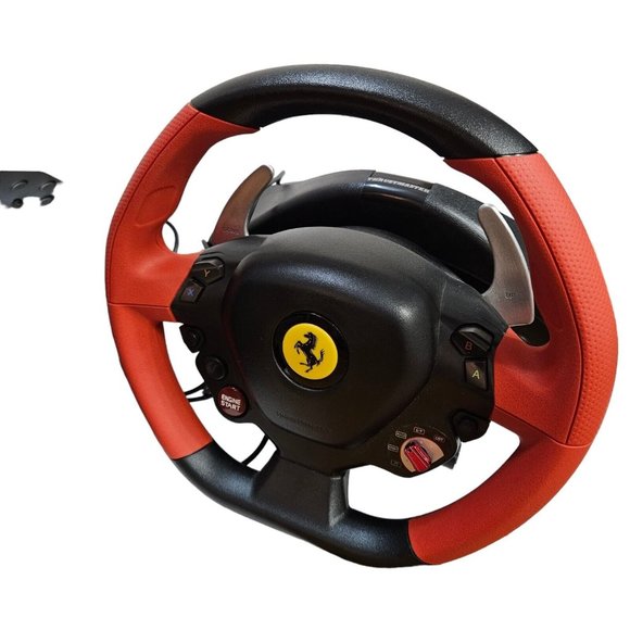 Thrustmaster Ferrari 458 Spider Racing Wheel and Pedals for Xbox One - Picture 4 of 14